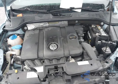 2014 Volkswagen Beetle 2.5L из США, поврежденный, VIN 3VWJP7AT5EM612083